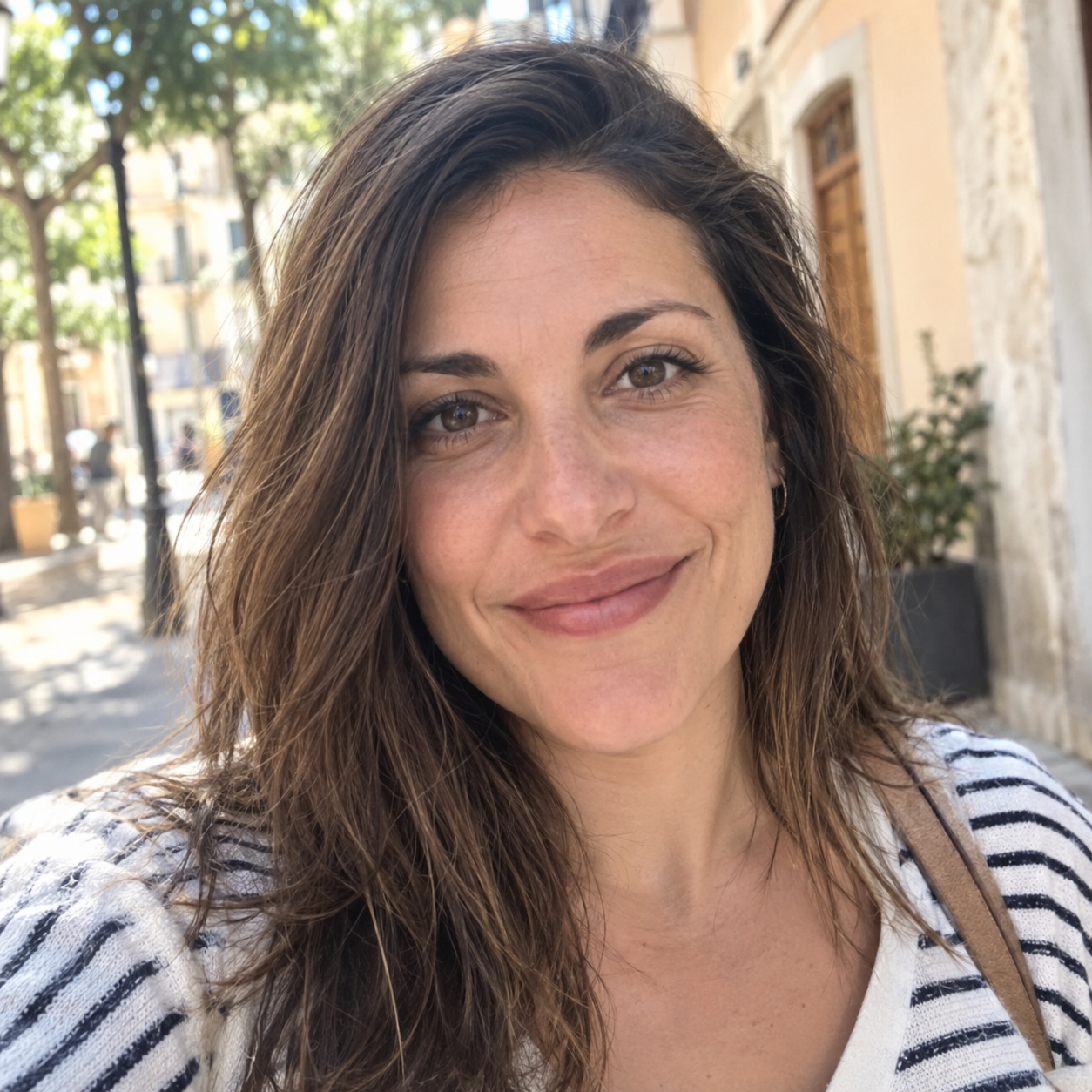 Alicia R. - Valencia